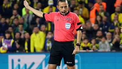 Beşiktaşlı taraftarlar hakemlerle ilgili suç duyurusunda bulundu