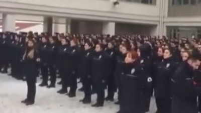 Polis okulundaki 'yemin' görüntülerine açıklama