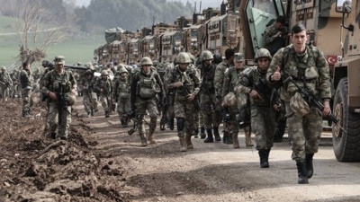 CHP'li Engin Özkoç: Arap çöllerinde yitireceğimiz tek bir evladımız yok