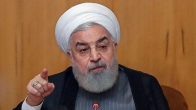 Hasan Ruhani sessizliğini taziye evinde bozdu!