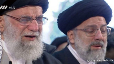 Hamaney cenaze namazında gözyaşlarını tutamadı!