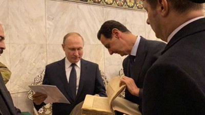 Esad ile görüşen Putin, Emevi Camii'ni ziyaret etti