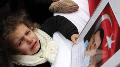 Pakize Akbaba'dan Selahattin Demirtaş tepkisi