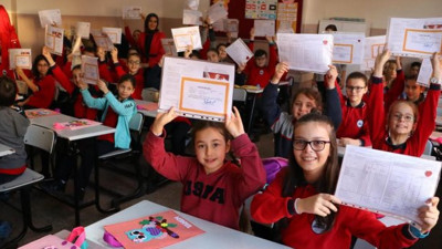 Velilere karne tatili öncesi sosyal medya uyarısı