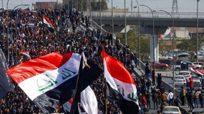 Irak'ta sokaklar karıştı!