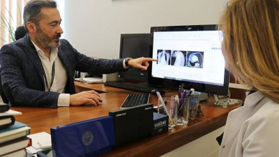 Türk bilim insanı yaptığı ameliyatla tıp literatürüne girdi