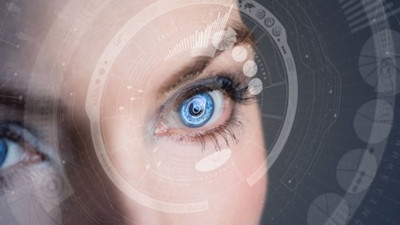 Sanal gerçeklik için "akıllı kontakt lens” üretildi!