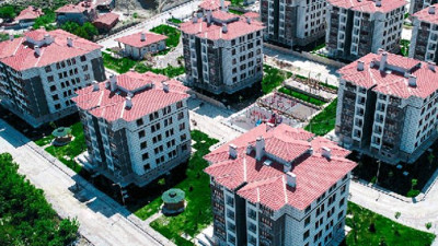 İYİ Parti: “Belediyelerin yetkileri TOKİ’ye devrediliyor”