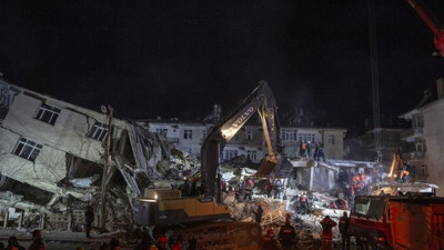 "Kentsel dönüşüm yerine rantsal dönüşüm yapılıyor"