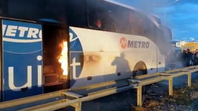 Yolcu otobüsü alev alev yandı (30 Ocak 2020)