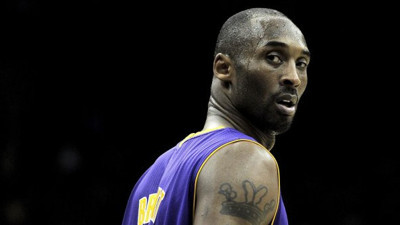 Kobe Bryant'ı taşıyan helikopterin sisli havada uçma ruhsatı yokmuş!