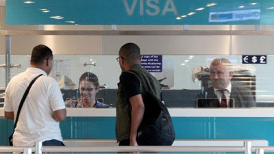 Çin vatandaşlarına vize uygulamasını durdurdu