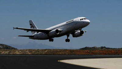 Suriye yolcu uçağına ateş açtı!