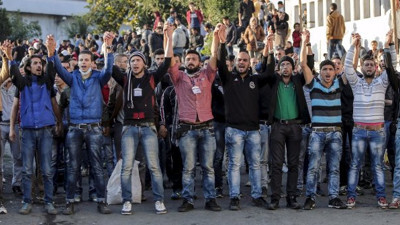 Yunanistan Türkiye'ye sınır dışıları hızlandırıyor