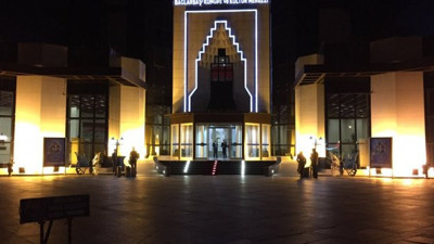 AKP’li Üsküdar Belediyesi’den Ozan Arif’e saygısızlık