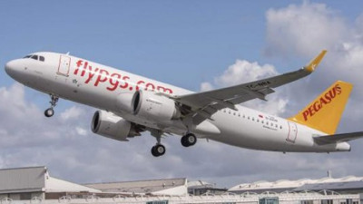 Sabiha Gökçen'de panik anları: Kaptan rahatsızlandı...