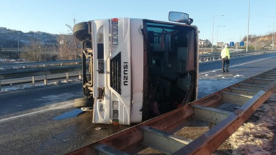 Ordu'da servis midibüsü devrildi: 12 yaralı