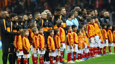 Galatasaray derbi öncesi güldü