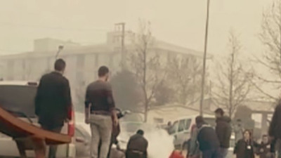 Hastane otoparkındaki otomobil alev aldı