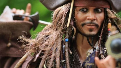 Johnny Depp için imza kampanyası!