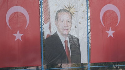 Jandarma mezuniyet töreninde Cumhurbaşkanı Erdoğan'ın pankartı açıldı