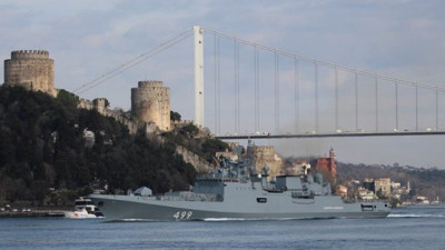 Boğazlardan geçen Rus gemilerindeki çarpıcı Osmanlı detayı!