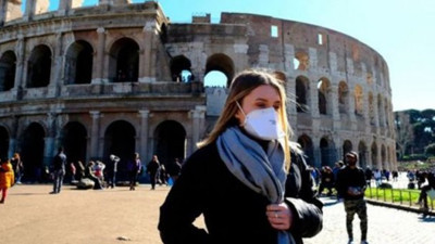 İtalya'da tüm okullar tatil edildi!