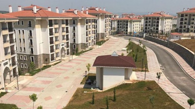 Yüzlerce lojman çürümeye bırakıldı!