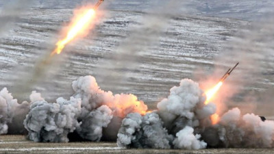 Irak'taki ABD üssüne 10 füzeyle saldırı düzenlendi