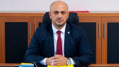 Selçuk Kılıçaslan'dan Tamer Akkal ve Tuba Vural Çokal'a tepki