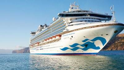 Küba korona virüslü gemiye kapılarını açtı