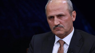 Bakan Turhan görevden alındı