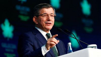 Gelecek Partisi Genel Başkanı Davutoğlu: Burada bir terslik yok mu?