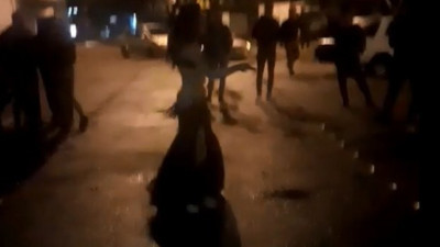 Antalya'da korona virüse aldırış etmediler: Dansözlü drift partisine polis baskını