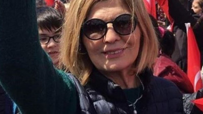 CHP İstanbul Kadıköy Kadın Kolları Başkan Yardımcısı Ayşe Kaya korona virüs nedeniyle hayatını kaybetti