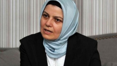 AKP kurucusu Yeni Şafak yazarı Ayşe Böhürler göre herkesin buzdolabı dolu