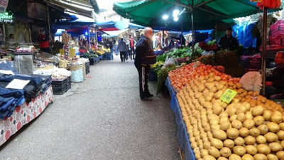 Sokağa çıkma yasağı pazarcıyı vurdu: Zarar 50 bin TL