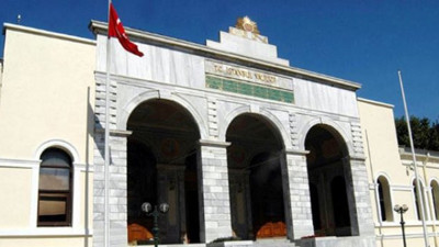 İstanbul Valiliği’nin Arapça mesaj yayınlaması büyük tepki çekti