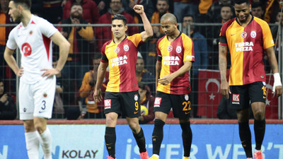 Resmen açıkladı: Ayrılıyorum