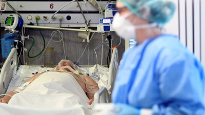 Hollanda'da Kovid-19 nedeniyle 54 Türk vatandaşı hayatını kaybetti