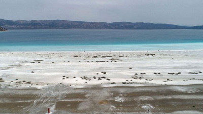 Salda Gölü’nün kumları kimlerin villalarına taşındı?