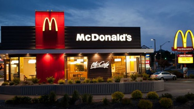 McDonald's Singapur'daki 4 mağazasını kapatıyor