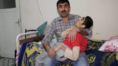 İşsiz baba ilaç ücretlerini ödeyemiyor