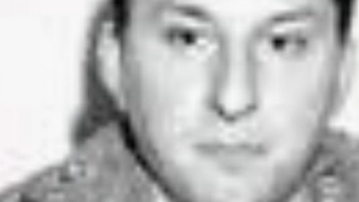 Turgut Özal’a yazdığı telgraf yeri yerinden oynatmıştı. Teğmen Murat Şeker Baba’dan telefon geldi