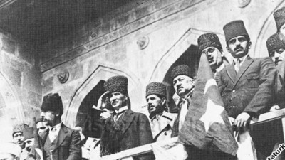 Atatürk’ün kriz yönetimi: Topyekûn savaş