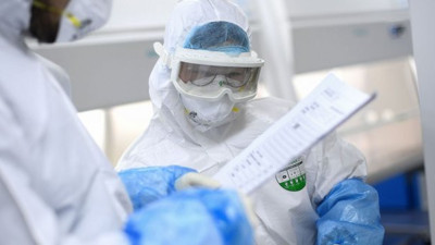 Bilim insanları ilk kez açıkladı: O kişiler virüsü daha ağır geçiriyor