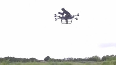 Çin'de uçan motosiklet icat ettiler