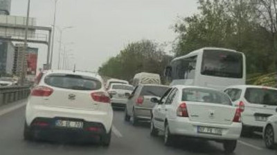 İstanbul'da sokağa çıkma yasağında trafik çilesi