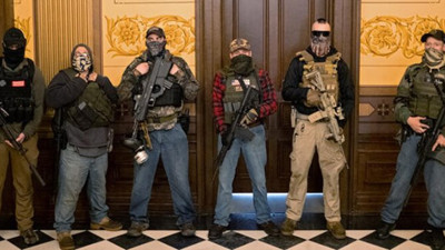 Korona kovboyları ABD'de eyalet meclisini bastı