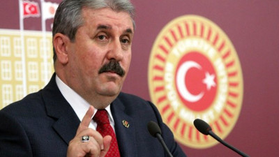 Mustafa Destici'den hükümete sert tepki: "Barzani'den önce kardeşlerimize yardım edin"